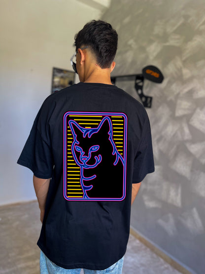NEON HUNTER Oversized Tee – Retro Cat Energy